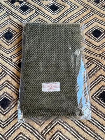 At Last 레드 크로스 내로우