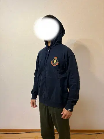 네이비 풀 지퍼 후디 엠블럼 자수