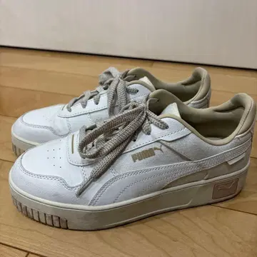 PUMA 통굽 스니커즈 칼리나 24.5cm 389391-01