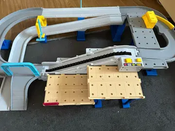 타카라토미 2 스피드로 컨트롤! 토미카 액션 고속도로 토미카