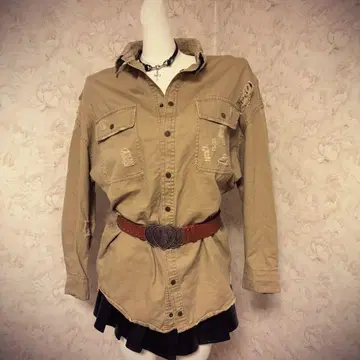 베이지 밀리터리 자켓 데미지 가공