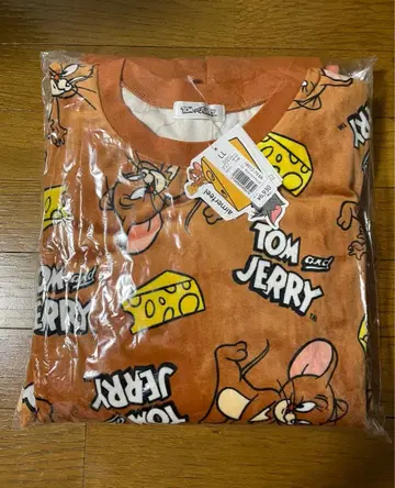 에메필 톰과 제리 룸웨어