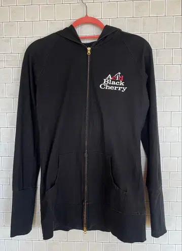 Acid Black Cherry 후드티