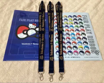 요코하마 F 마리노스 클리어 파일(헬로키티) 2장 & 스트랩 3개
