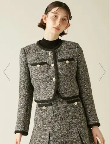 릴리 브라운 트위드 숏 자켓 블랙