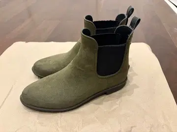 올리브 스웨이드 사이드 고어 부츠