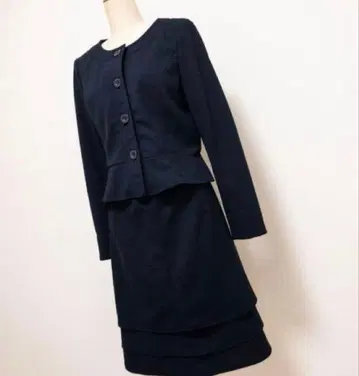 SUCRE 네이비 페플럼 스커트 수트 입학식이나 졸업식 등 포멀하게