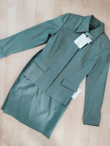 새상품 도쿄 스타일 BRIGITTE 여성용 수트 7호