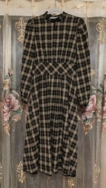 메종 드 플뢰르 체크 무늬 긴팔 원피스