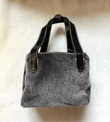 노리즈 구매 이탈리아제 수입 핸드백 에나멜 x 퍼