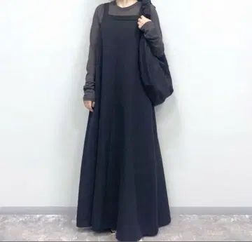 시착만 한 상품 아파트 바이 로리즈 플레어 점프 스커트 블랙