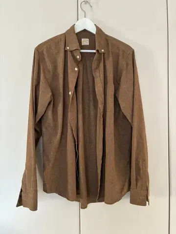 Barns 브라운 버튼 다운 셔츠