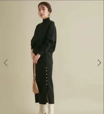 미사용품 VIS 타이트 스커트 S 사이즈