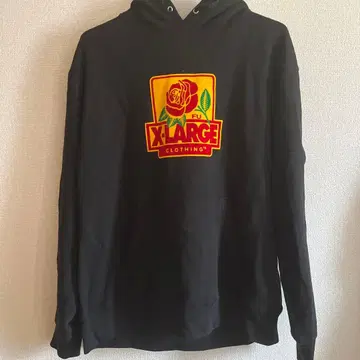 XLARGE FELT 콜라보 블랙 로즈 풀오버