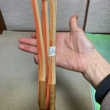 미사용 새상품 100% 실크 허리띠 M 오렌지 골드