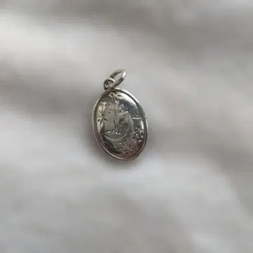 agete 새 & 검은 나비 조개 펜던트 참