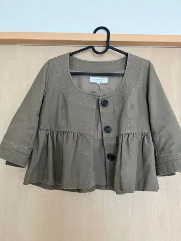 SPICK AND SPAN 노카라 자켓 36 카키