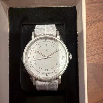 MUS-05 C.GRAY P 40MM 손목시계 마벤워치