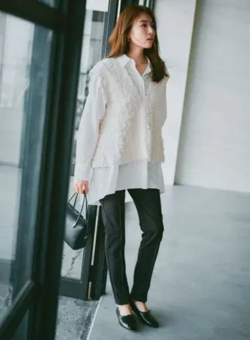 VERY 게재 상품 THREE SQUARE 샤기 페탈 베스트