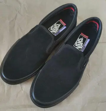 VANS 블랙 슬립온 스니커즈 26.5cm