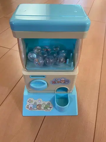 스미코구라시 캡슐 토이 머신 가챠가챠