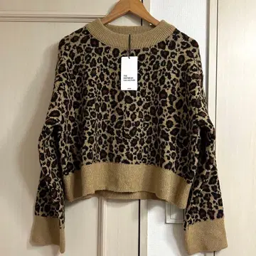 [ 새상품 ] ZARA 레오파드 무늬 스웨터 레오파드