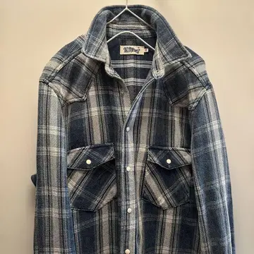 웨스턴 셔츠 블루 x 화이트 체크 무늬