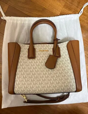 마이클코어스 핸드백