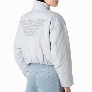 엠포리오 아르마니 숏 다운