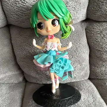 GUMI 댄스 포즈 인형 피규어