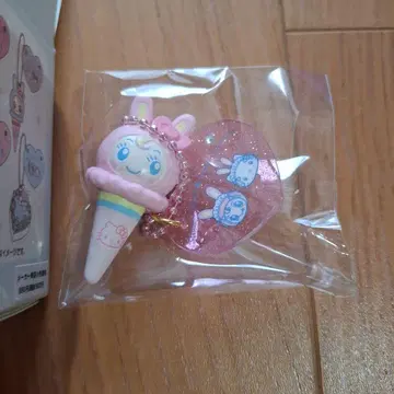 새상품*메조 피아노 산리오 캐릭터즈 시크릿 참 헬로키티