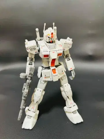 HG 1/144 RX-78-02 건담 롤아웃 컬러