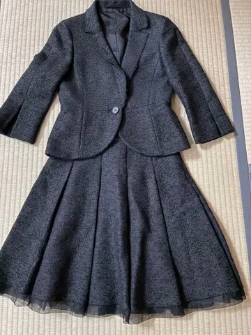 꼼사데모드 스커트 셋업