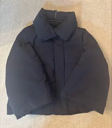 [ 새상품급 ] 유니클로 +J 하이브리드 다운 자켓 네이비 M 사이즈
