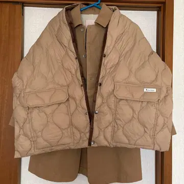 Hush puppies 다운 퀼팅 스톨.머플러