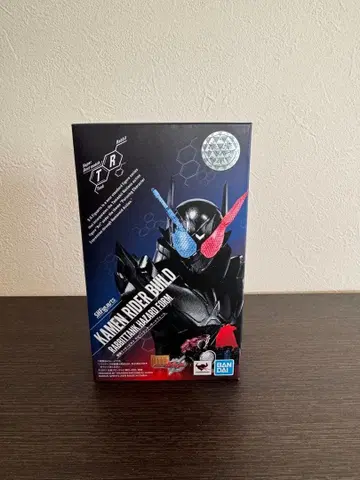 SH 피규아트 가면라이더 빌드 토끼 탱크 해저드 폼