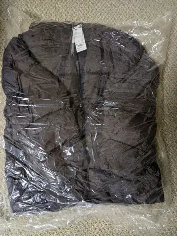 다크 브라운 후드 부착 다운 자켓