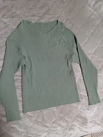 [ 새상품급 ] 미라 오웬 리브 니트