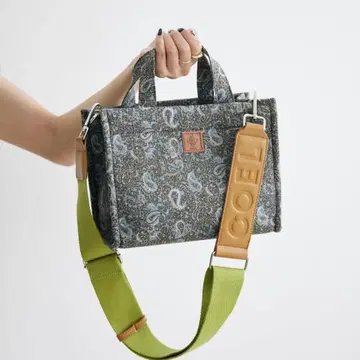 COEL 페이즐리 무늬 숄더백