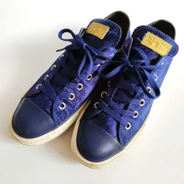 컨버스 ALL STAR 죠죠의 기묘한 모험 쿠죠 죠타로 스니커즈