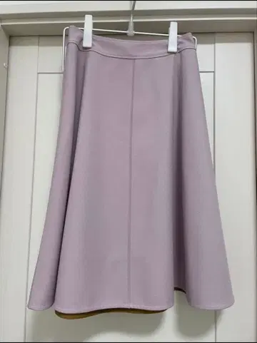 스트라 리버서블 플레어 스커트