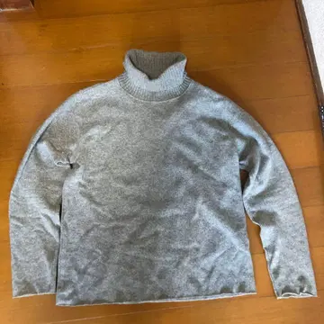 Cruciani 그레이 터틀넥 스웨터 50