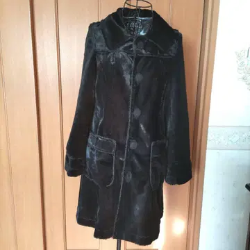 아르곤 블랙 롱 코트 ALGONQUINS