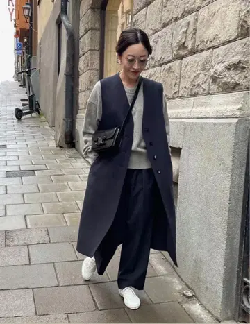 YONFA 울 베스트 네이비