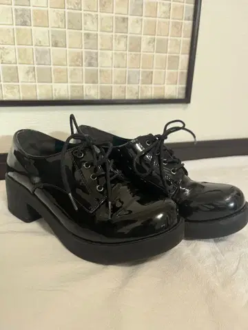 키다리 아저씨 에나멜 신발