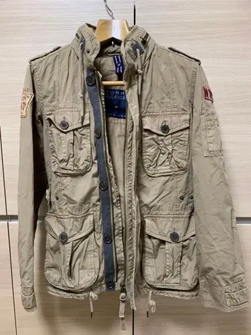 TOMMY HILFIGER 베이지 밀리터리 자켓 M