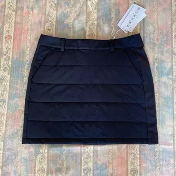 테일러메이드 골프 스커트 M 사이즈 블랙 솜 (폴리에스테르)