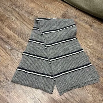 LACOSTE 그레이 스트라이프 머플러