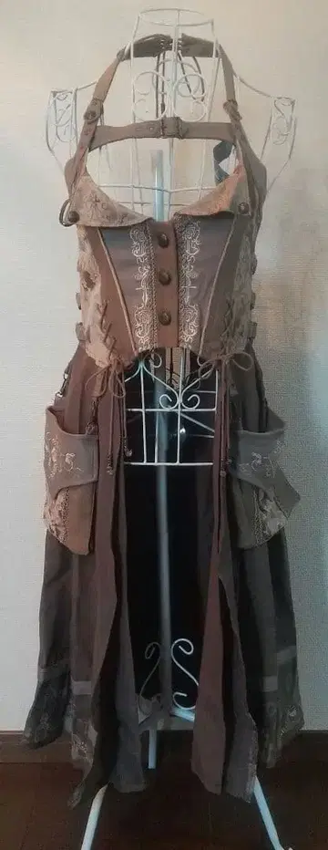 [ 미사용 새상품 ] ozzoneste 장미 스커트 포함 코르셋