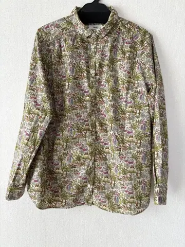 리버티 카라 부착 블라우스 M 사이즈